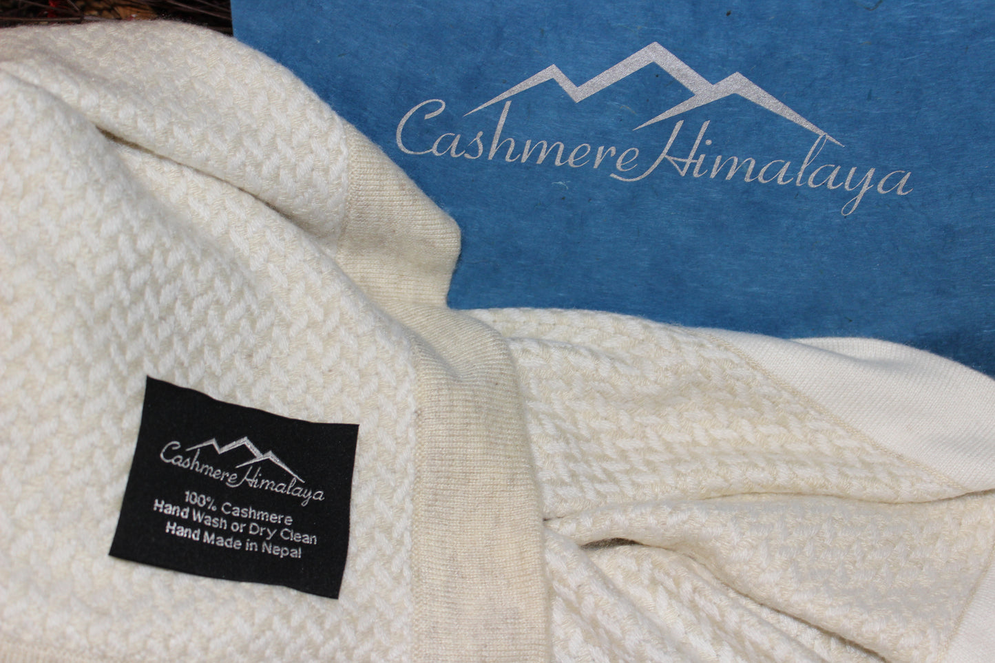 Cashmere Throws (Blanket) 130cm x 200cm - Textured Basket Weave - Cream