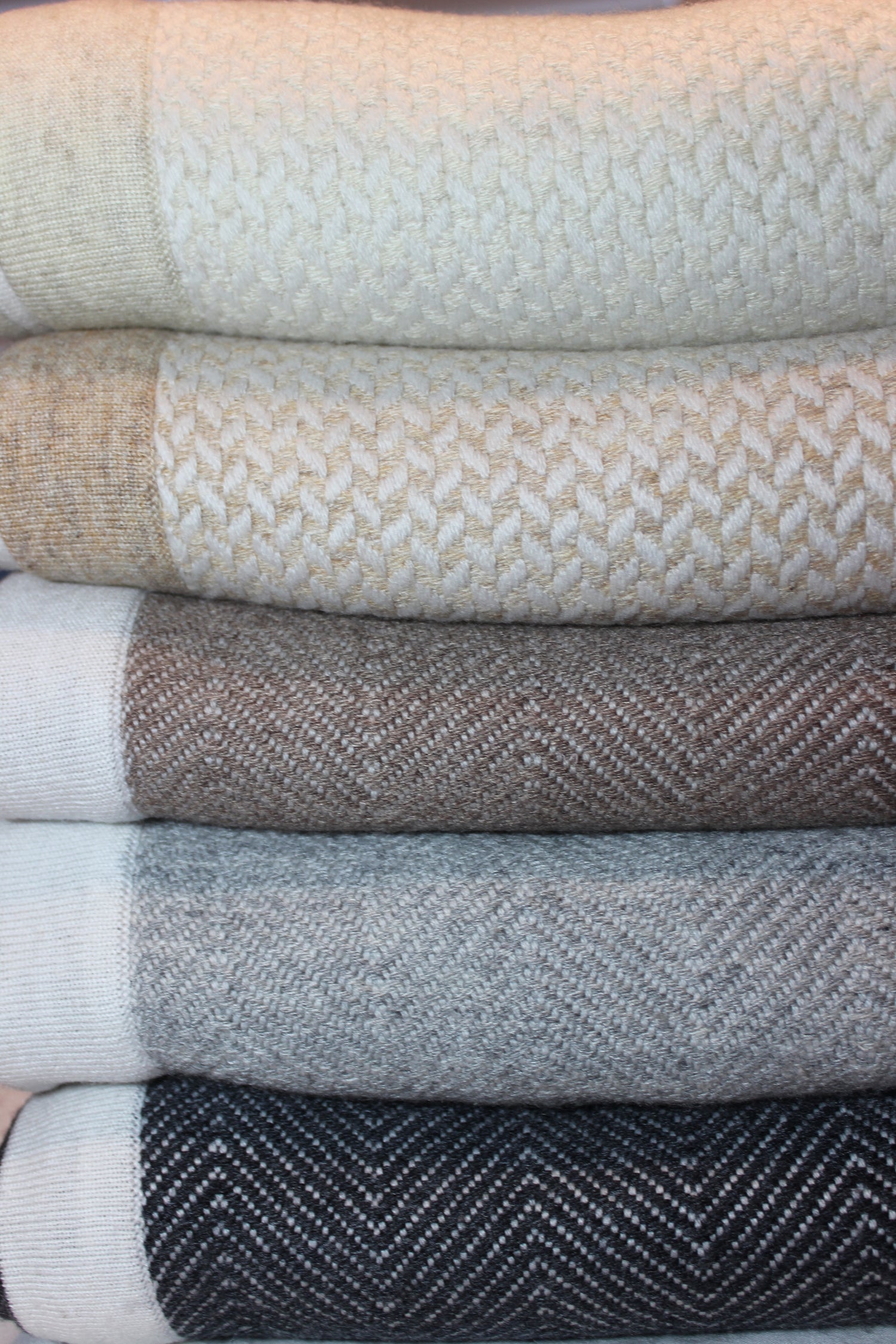 Cashmere Throws