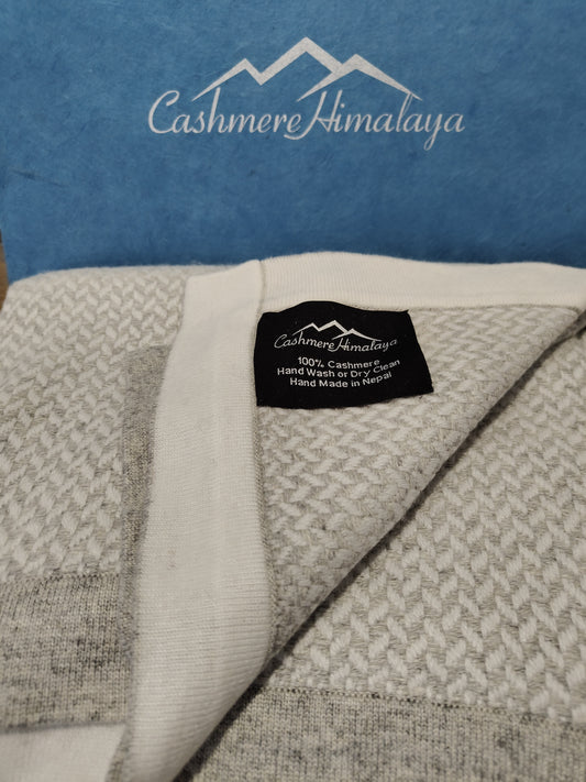 Cashmere Throws (Blanket) 130cm x 200cm - Textured Basket Weave - Light Grey / Cream